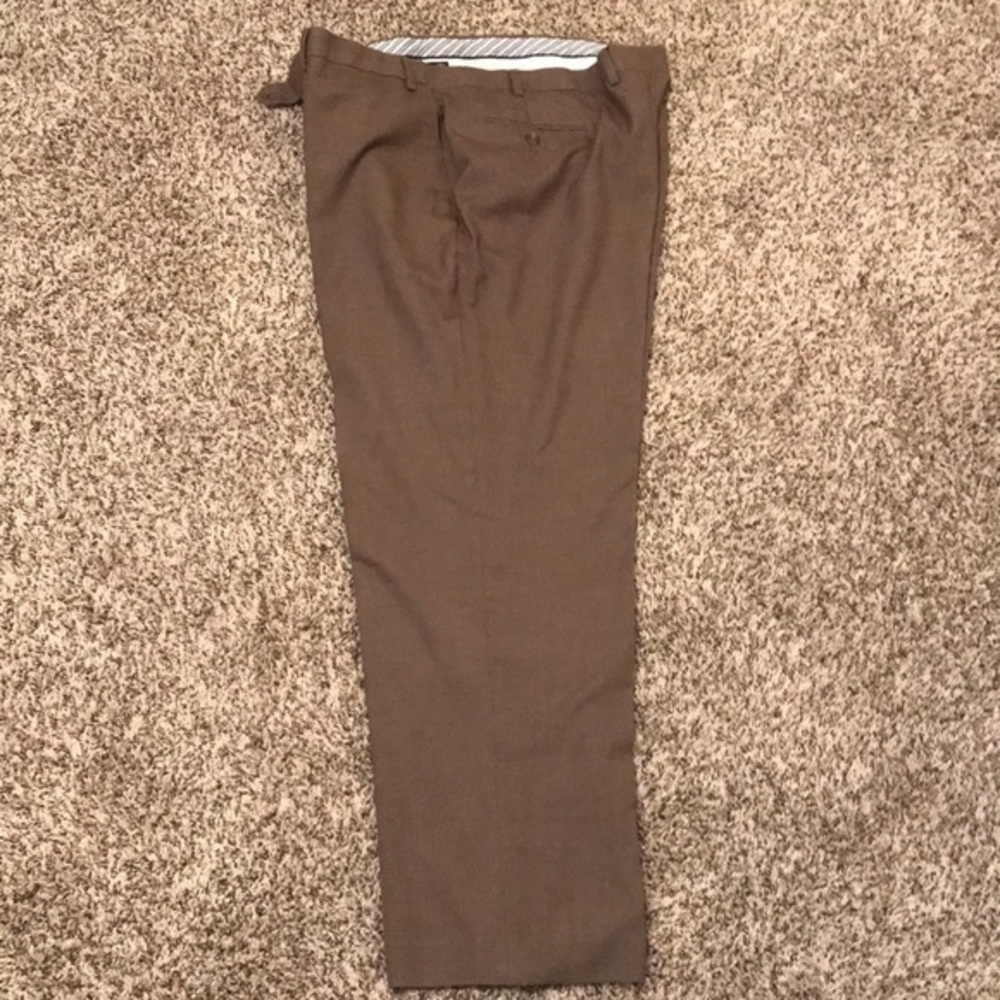 IZOD Men’s Khaki Pants SZ 42